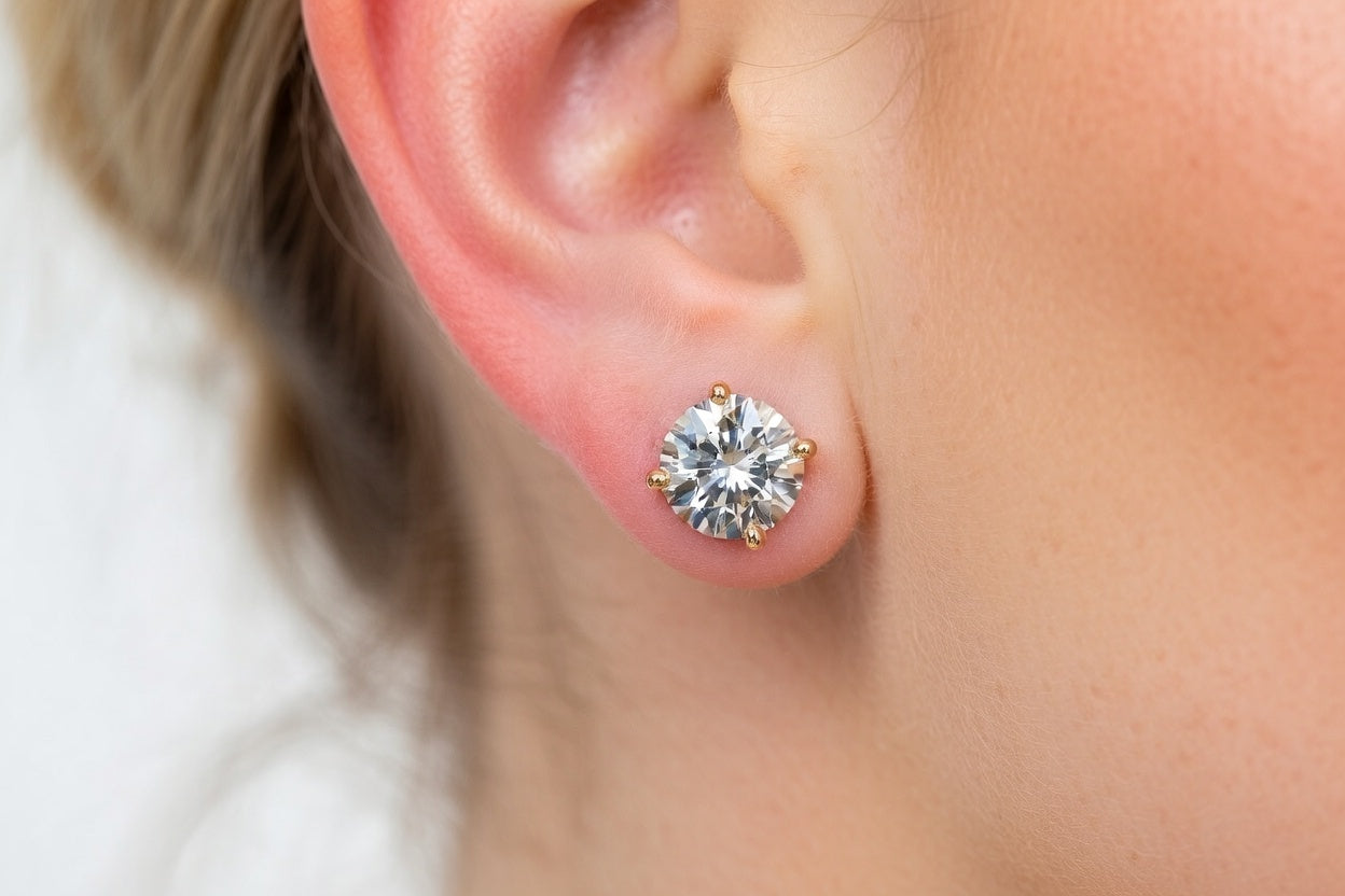 1 carat lab grown diamond round studs in yellow gold, tension backings - Quorri
