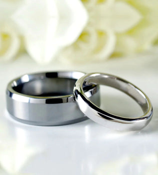 gold and platinum designer wedding bands at Quorri