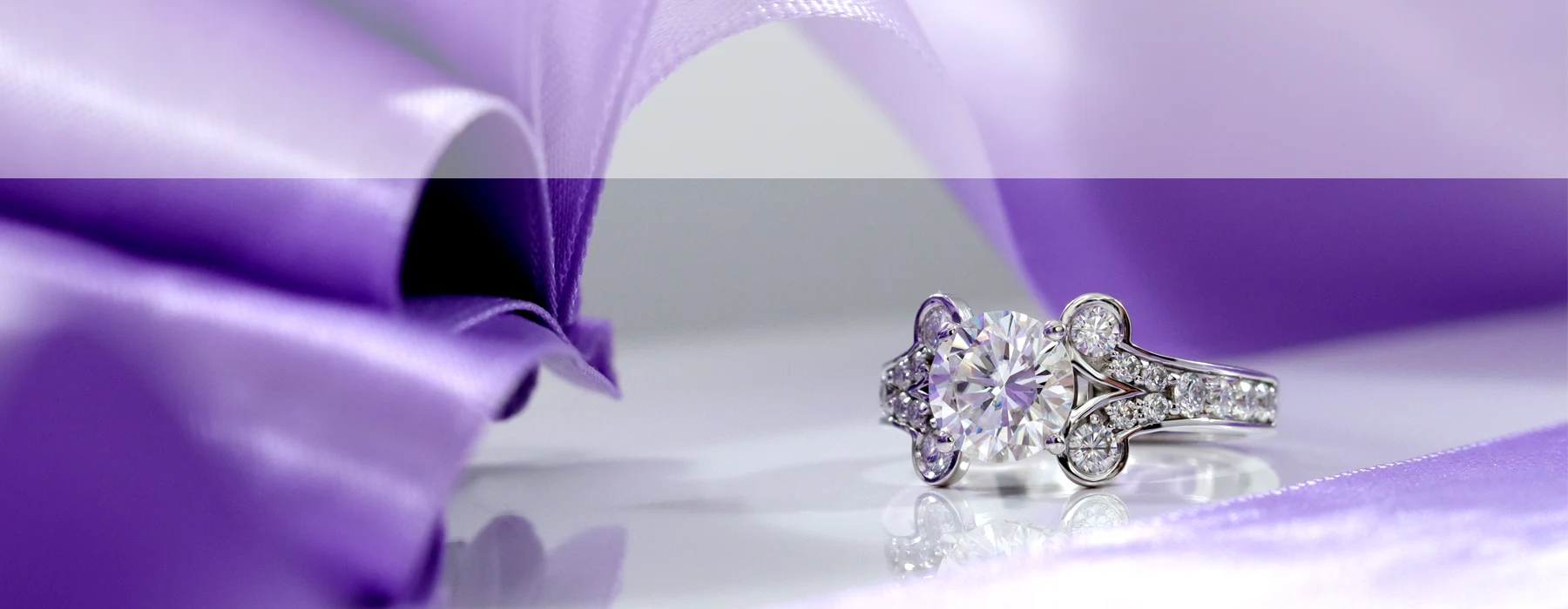 designer gold and platinum lab diamond engagement rings at Quorri Canada