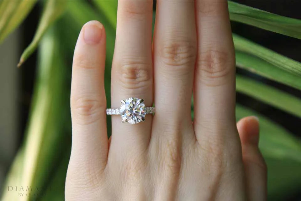 platinum 4 claw prong large accented 1.5ct round lab diamond engagement ring Canada