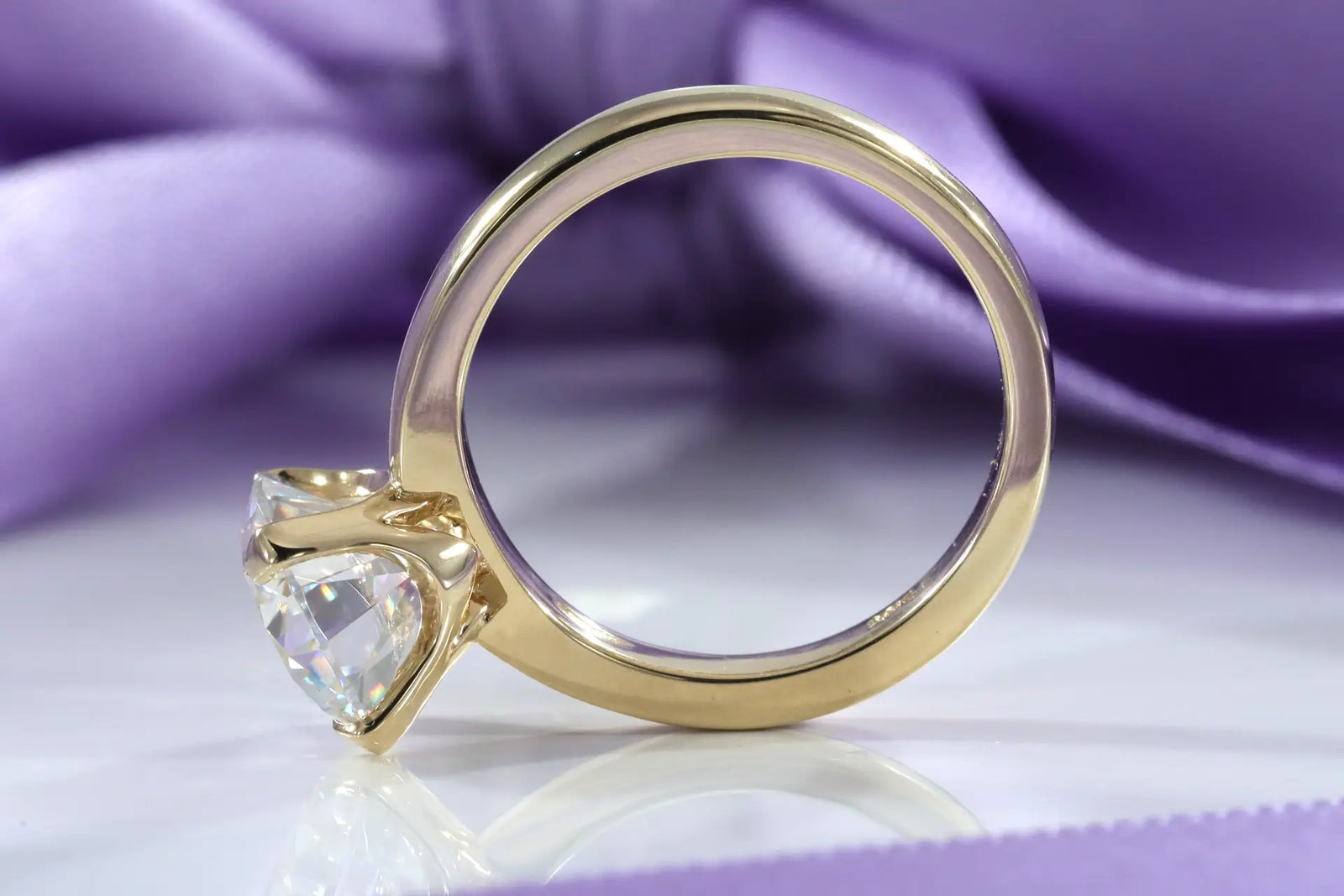 ready to ship 2.75 carat 18k  yellow gold affordable four prong round brilliant lab diamond solitaire ring