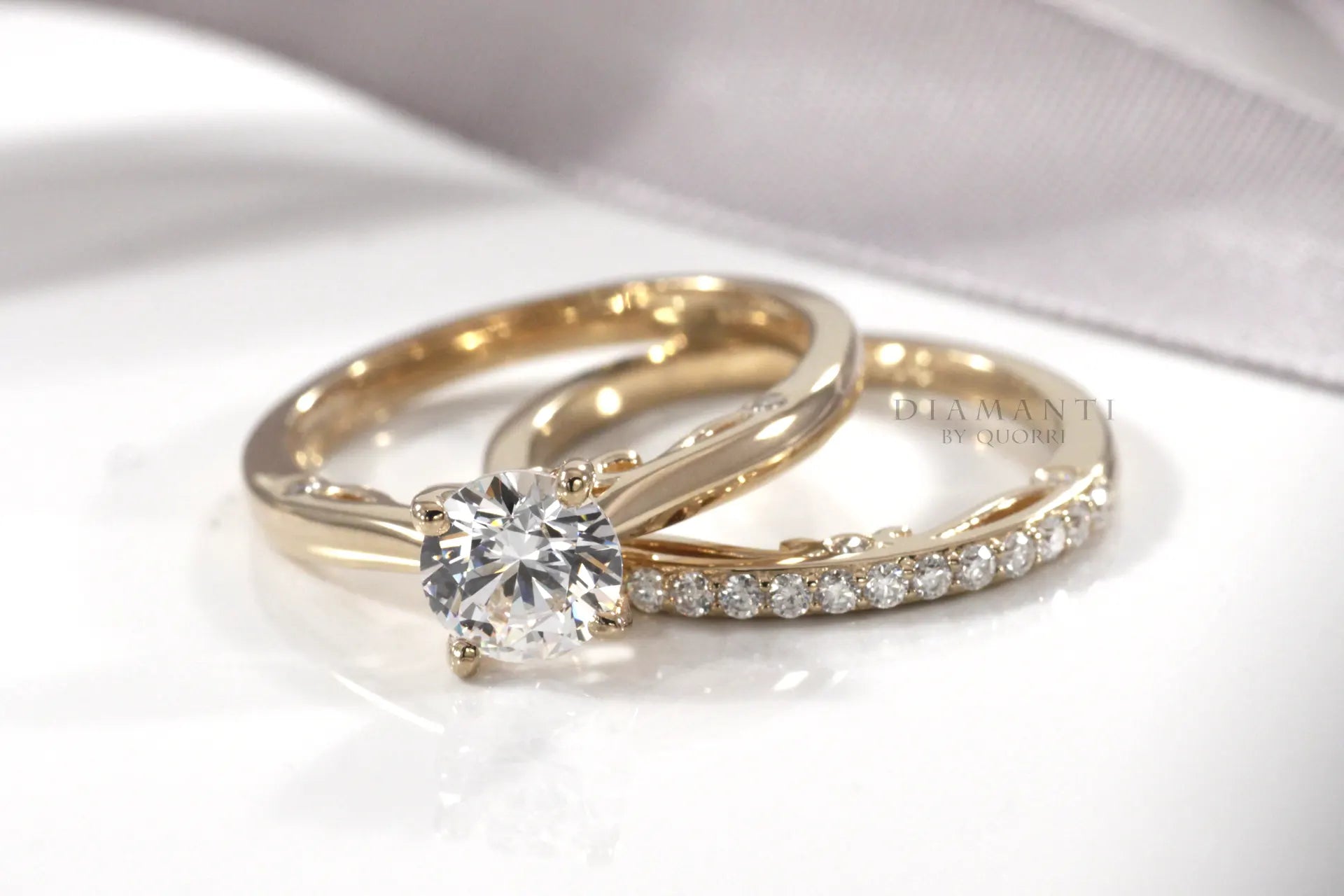 18k yellow gold 2ct round lab diamond engagement ring and matching wedding band set Quorri Canada