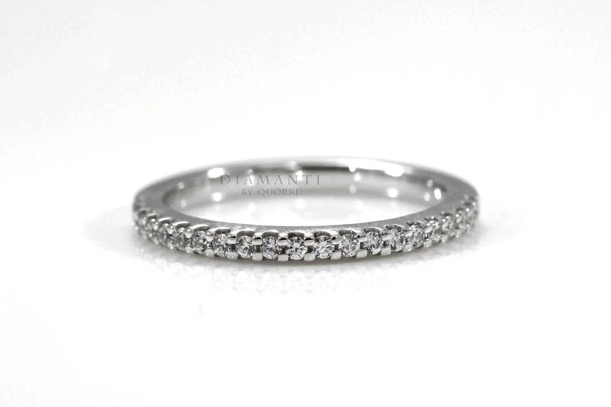 18k white gold designer scalloped round accented lab diamond wedding band Quorr
