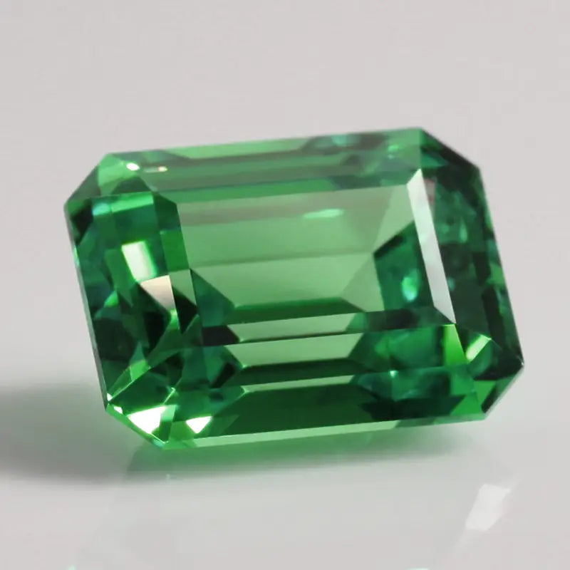 affordable custom green cultured lab grown emerald at Quorri