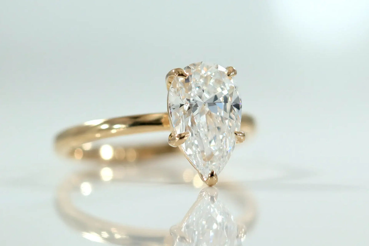 14k Yellow Gold 2.0 carat pear lab grown diamond solitaire engagement ring Quorri