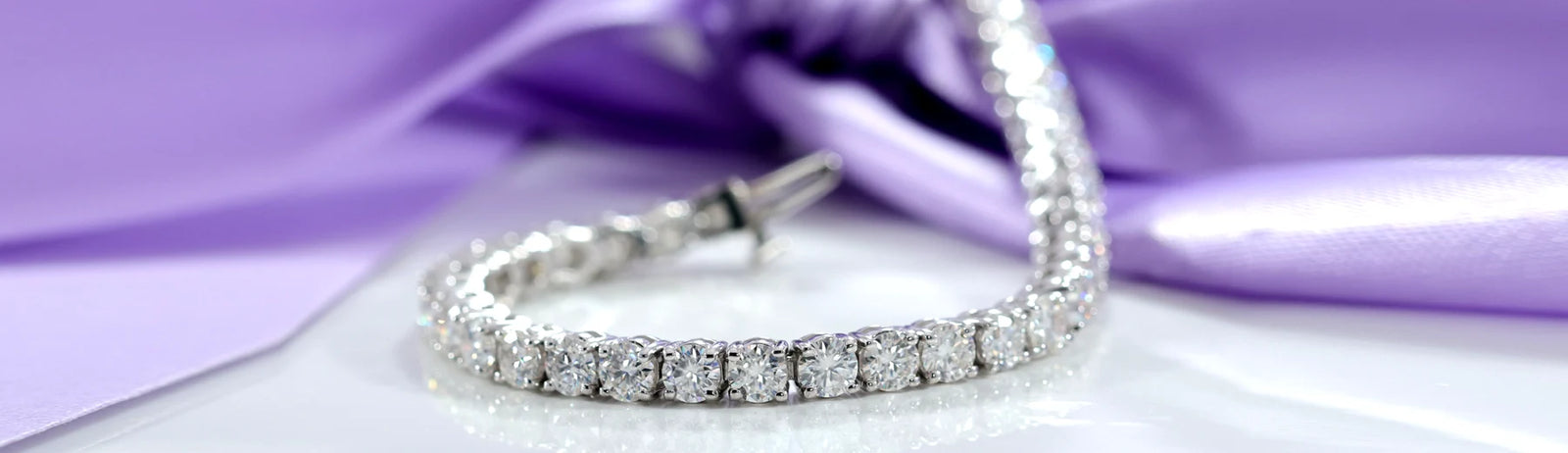 2 carat lab diamond 18k white gold tennis bracelets made in Canada Quorri