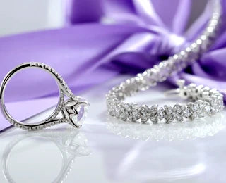 contact Quorri for engagement rings lab grown diamonds and gemstones Canada