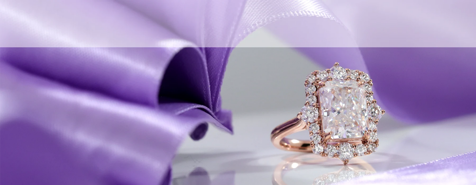 custom design your own gold and platinum diamond engagement ring at Quorri 