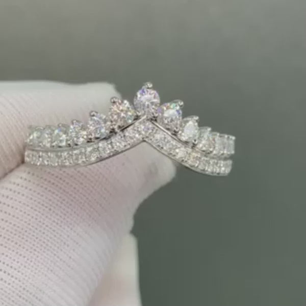 18k white gold double row v shape 1ct.tw round brilliant lab grown diamond wedding band Quorri