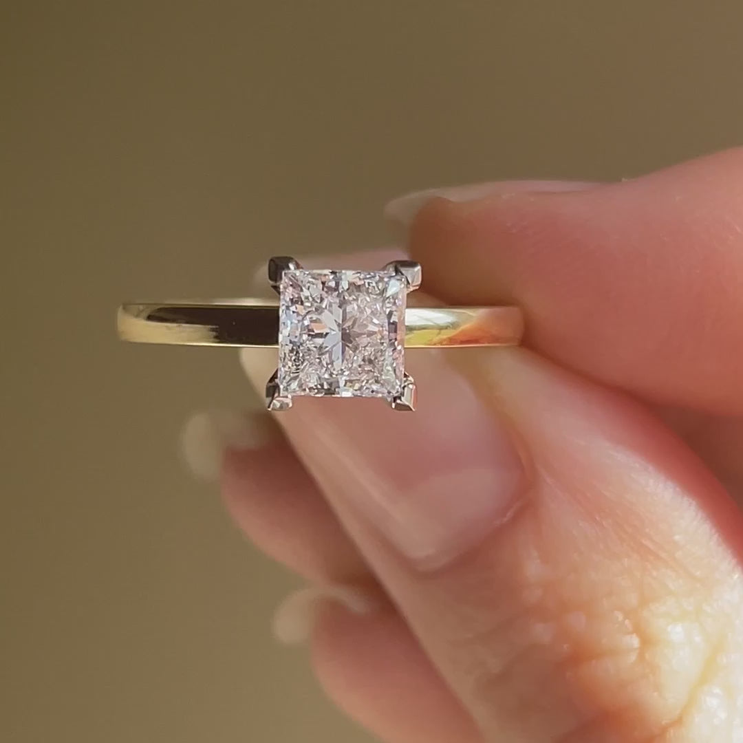  18k yellow gold 4 prong 2ct princess cut lab grown diamond solitaire engagement ring Quorri Canada