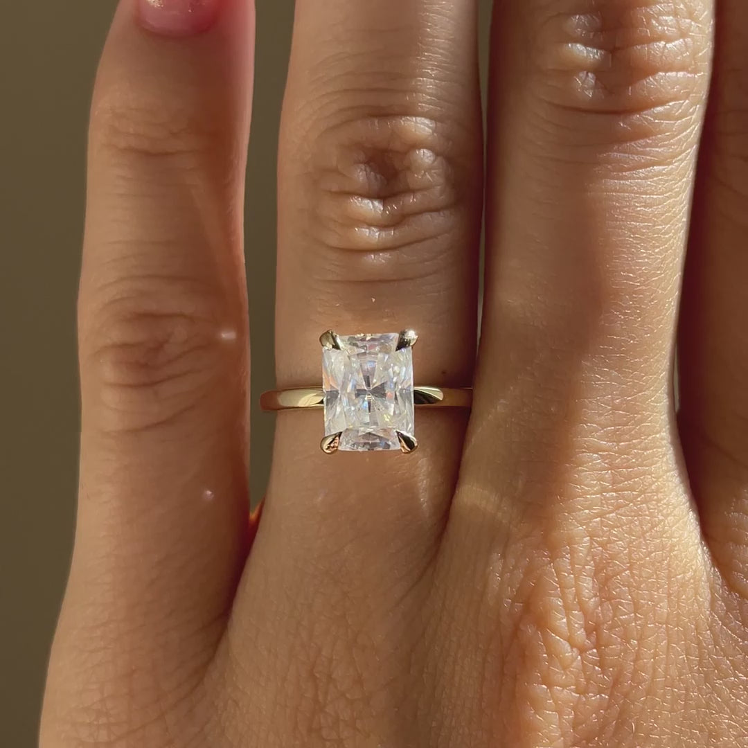 discount affordable four claw prong 18k yellow gold 2.5 carat radiant lab created diamond engagement ring Quorri Canada