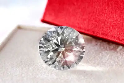 best moissanite loose stones and engagement rings at Quorri Canada