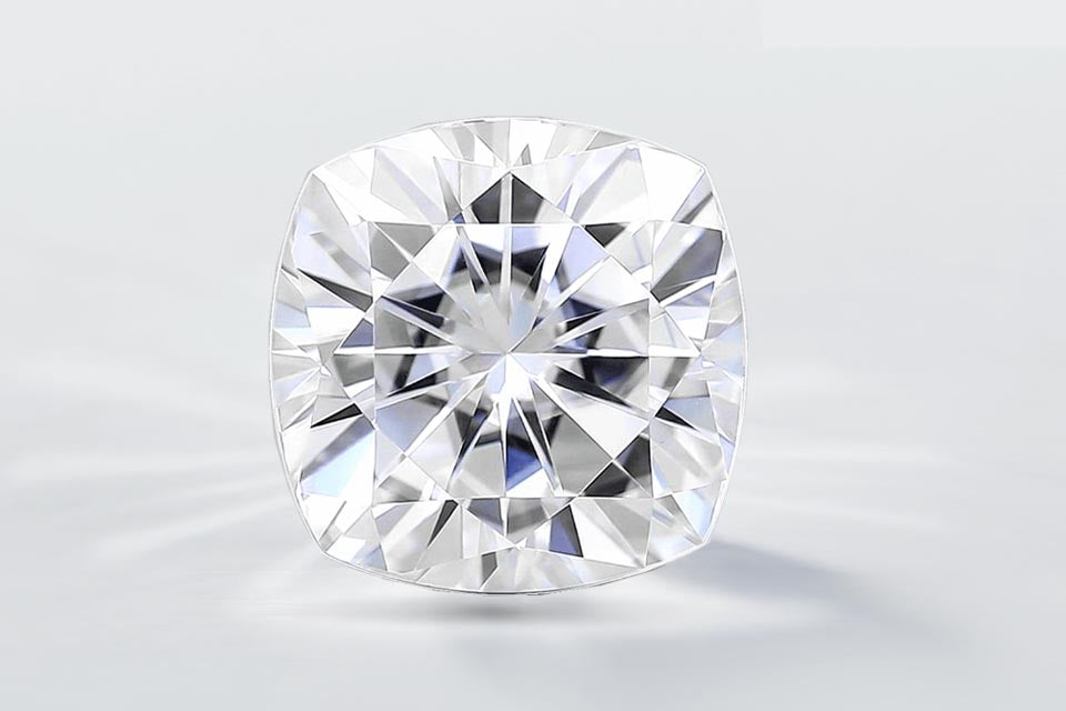 cushion cut better than moissanite Aterna