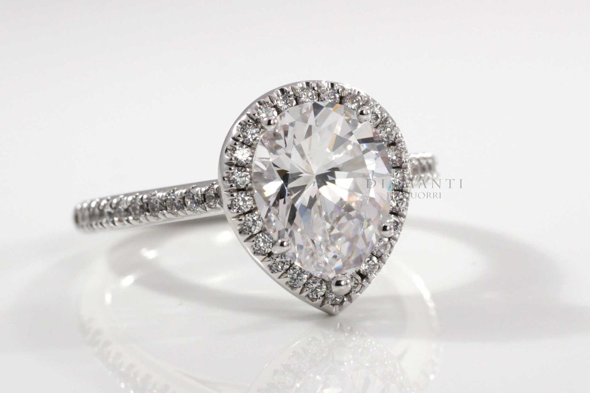 pear lab grown diamond rings at Quorri Canada